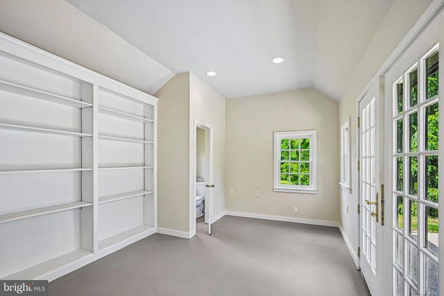 1018 DARBY PAOLI RD, Berwyn, PA 19312