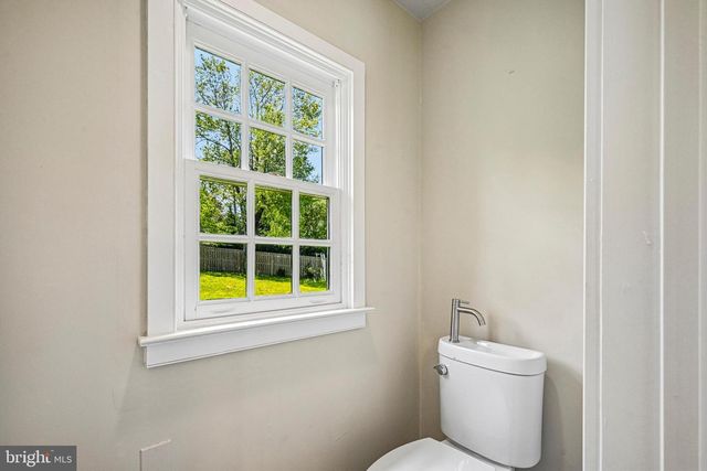 1018 DARBY PAOLI RD, Berwyn, PA 19312