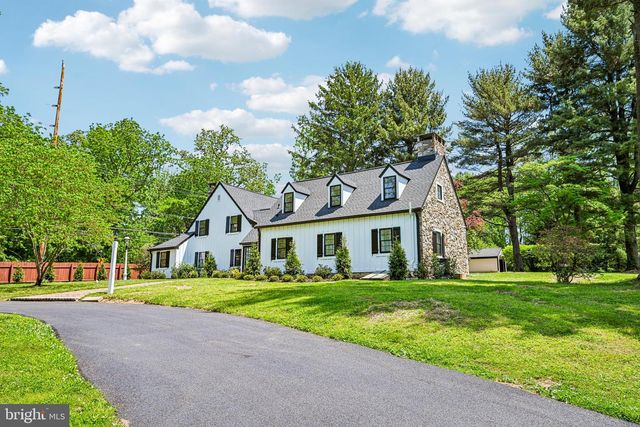 1018 DARBY PAOLI RD, Berwyn, PA 19312
