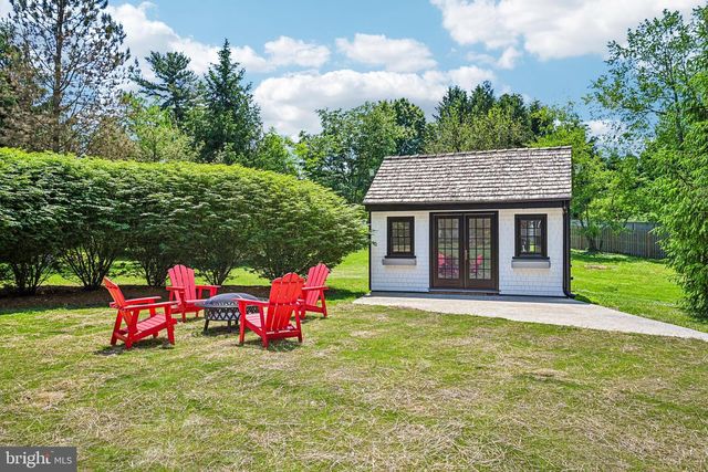 1018 DARBY PAOLI RD, Berwyn, PA 19312
