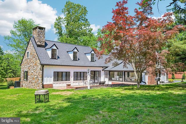 1018 DARBY PAOLI RD, Berwyn, PA 19312