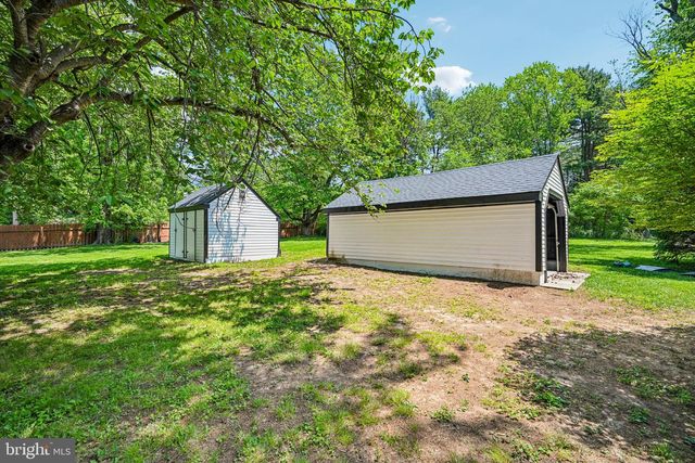 1018 DARBY PAOLI RD, Berwyn, PA 19312