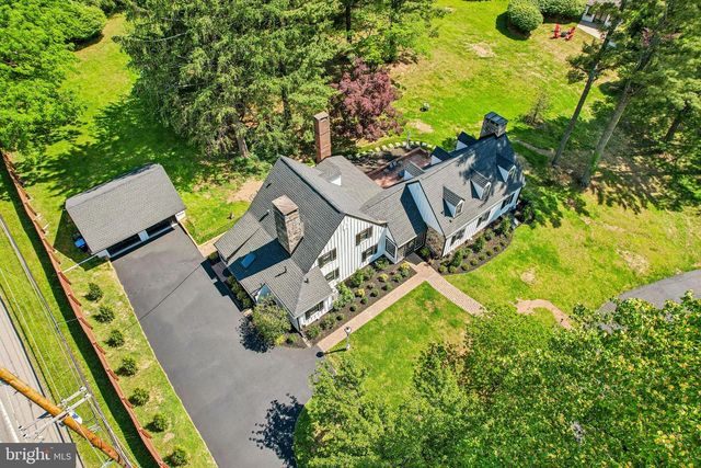 1018 DARBY PAOLI RD, Berwyn, PA 19312