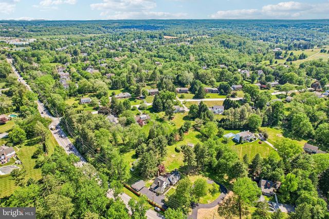 1018 DARBY PAOLI RD, Berwyn, PA 19312
