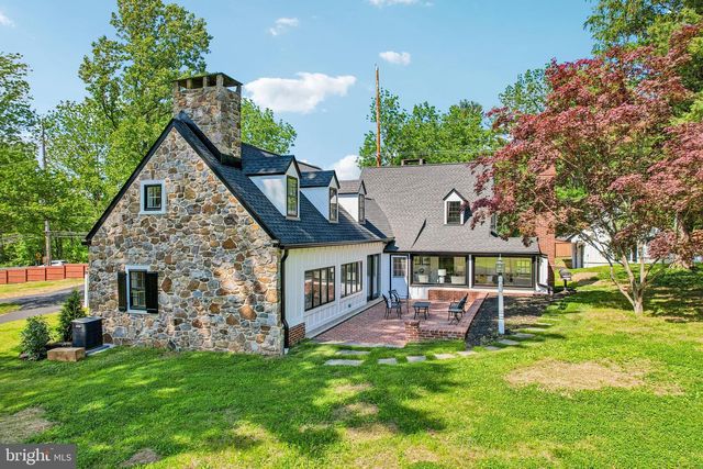 1018 DARBY PAOLI RD, Berwyn, PA 19312