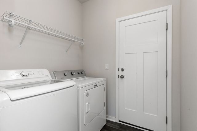 1725 Ashwood Avenue, Norwalk, IA 50211