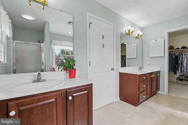 1790 TENBY DR, Hershey, PA 17033