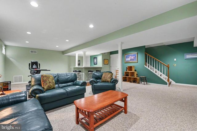 1790 TENBY DR, Hershey, PA 17033