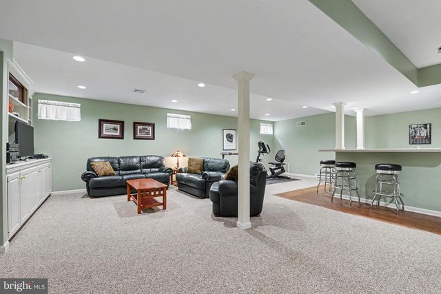 1790 TENBY DR, Hershey, PA 17033