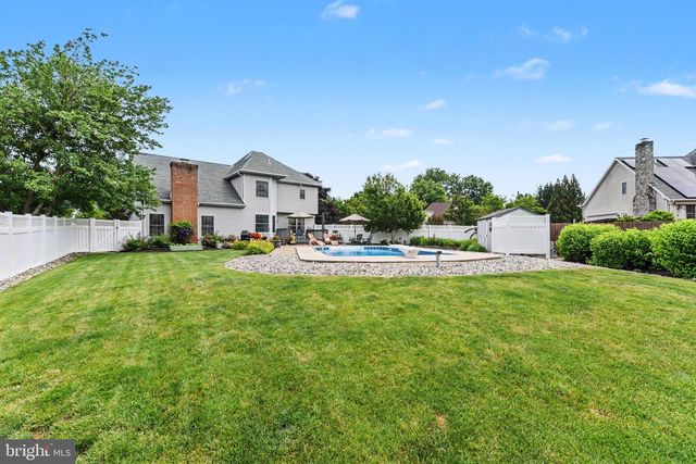 1790 TENBY DR, Hershey, PA 17033