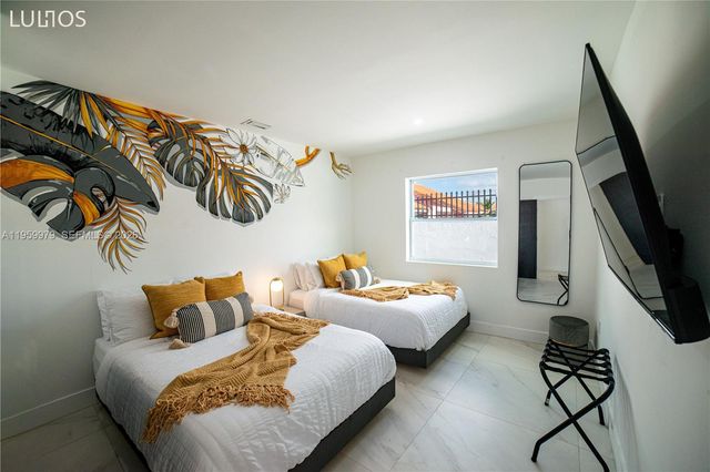 3500 SW 111th Ave, Miami, FL 33165