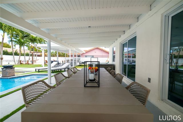 3500 SW 111th Ave, Miami, FL 33165