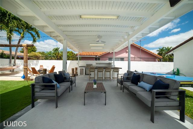 3500 SW 111th Ave, Miami, FL 33165