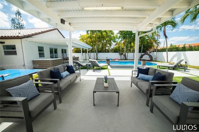 3500 SW 111th Ave, Miami, FL 33165