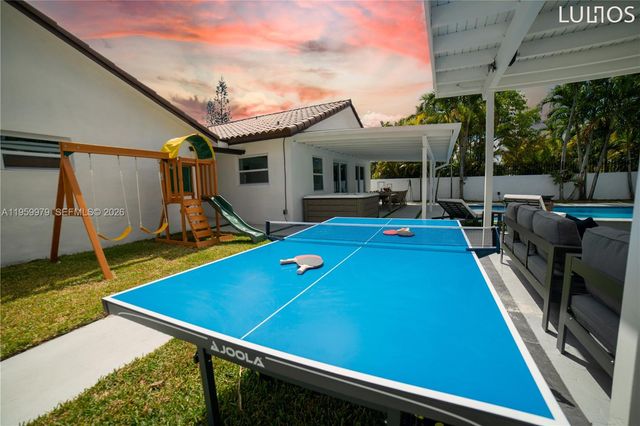 3500 SW 111th Ave, Miami, FL 33165