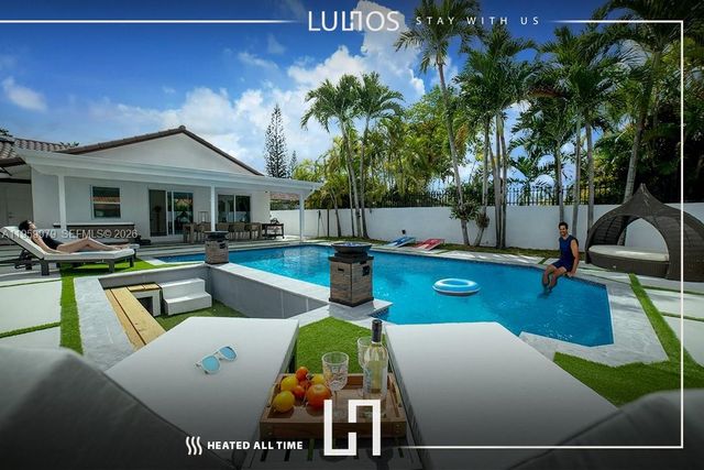 3500 SW 111th Ave, Miami, FL 33165