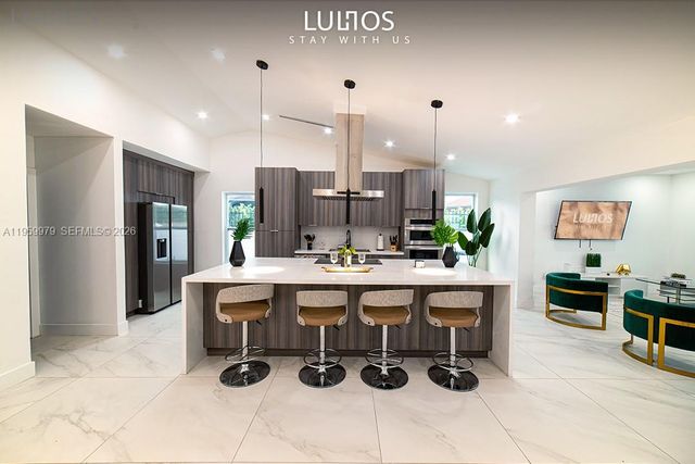 3500 SW 111th Ave, Miami, FL 33165