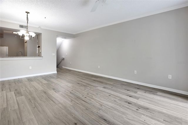 5700 BENTGRASS DRIVE 16-211, Sarasota, FL 34235