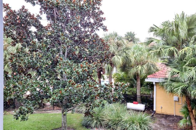 5700 BENTGRASS DRIVE 16-211, Sarasota, FL 34235