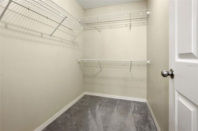 5700 BENTGRASS DRIVE 16-211, Sarasota, FL 34235