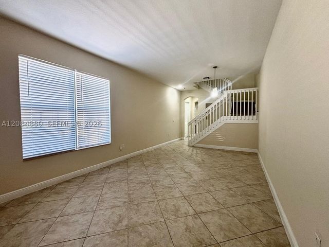 6965 Julia Gardens Dr, Coconut Creek, FL 33073