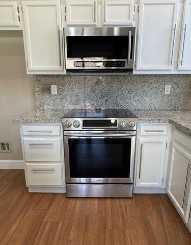2368 E El Paso Avenue, Fresno, CA 93720