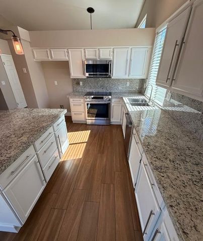 2368 E El Paso Avenue, Fresno, CA 93720