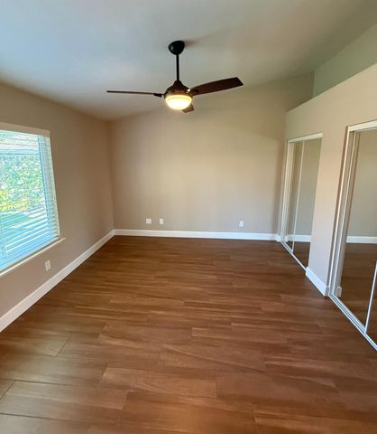 2368 E El Paso Avenue, Fresno, CA 93720