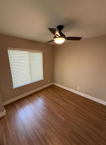 2368 E El Paso Avenue, Fresno, CA 93720
