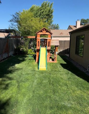 2368 E El Paso Avenue, Fresno, CA 93720