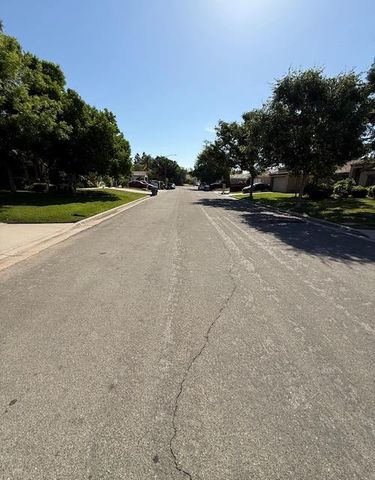 2368 E El Paso Avenue, Fresno, CA 93720