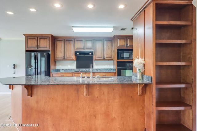 14101 Lemoyne Boulevard, Biloxi, MS 39532