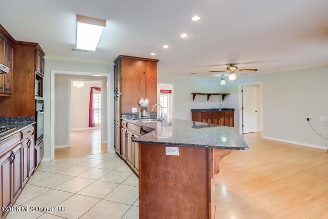 14101 Lemoyne Boulevard, Biloxi, MS 39532