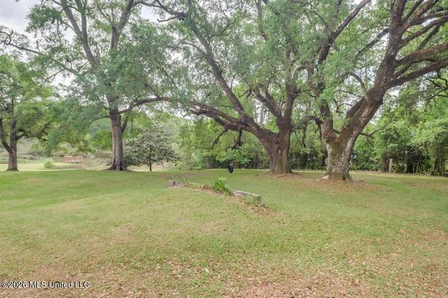 14101 Lemoyne Boulevard, Biloxi, MS 39532