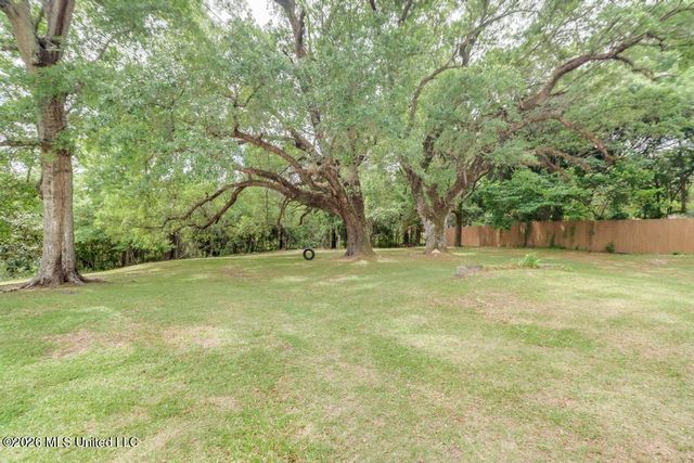 14101 Lemoyne Boulevard, Biloxi, MS 39532