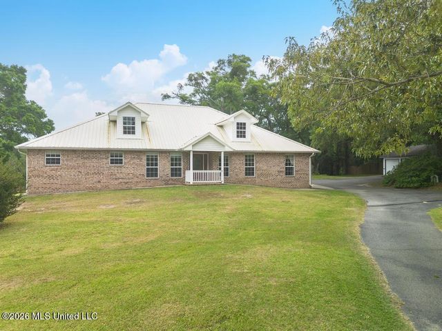 14101 Lemoyne Boulevard, Biloxi, MS 39532