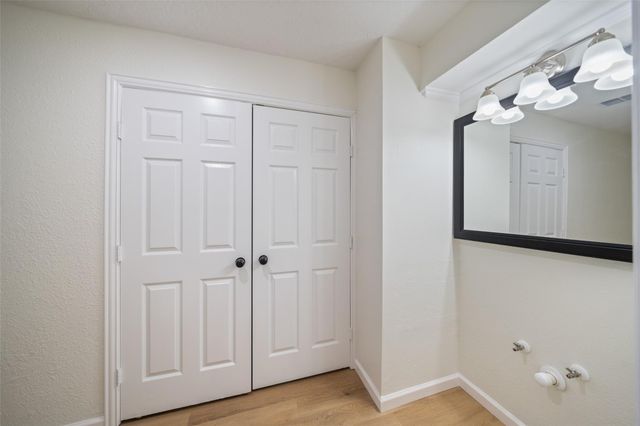 238 Point Clear Drive, Conroe, TX 77304