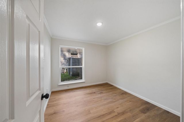 238 Point Clear Drive, Conroe, TX 77304