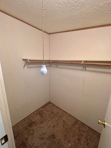 4200 Summers Lane UNIT 35, Klamath Falls, OR 97603