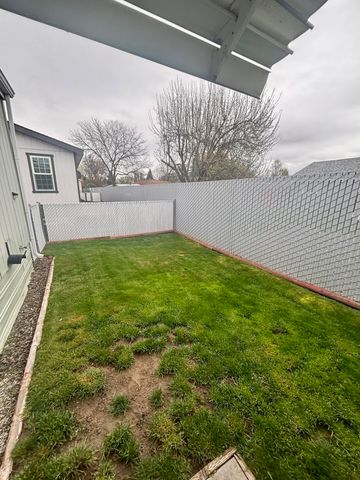 4200 Summers Lane UNIT 35, Klamath Falls, OR 97603