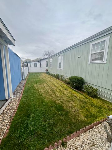 4200 Summers Lane UNIT 35, Klamath Falls, OR 97603