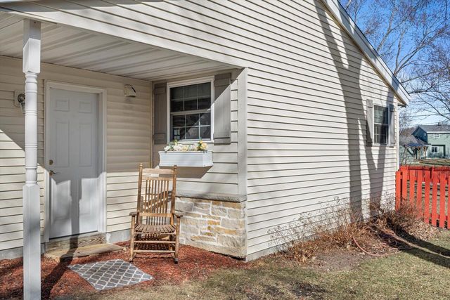 W137S6940 Clarendon PLACE, Muskego, WI 53150