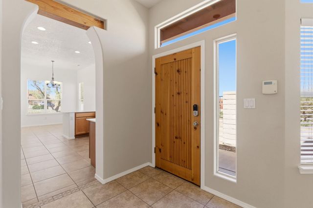 3416 Lockerbie Drive SE, Rio Rancho, NM 87124