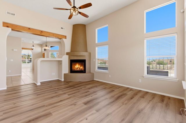 3416 Lockerbie Drive SE, Rio Rancho, NM 87124