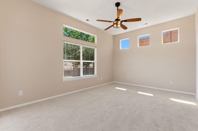 3416 Lockerbie Drive SE, Rio Rancho, NM 87124