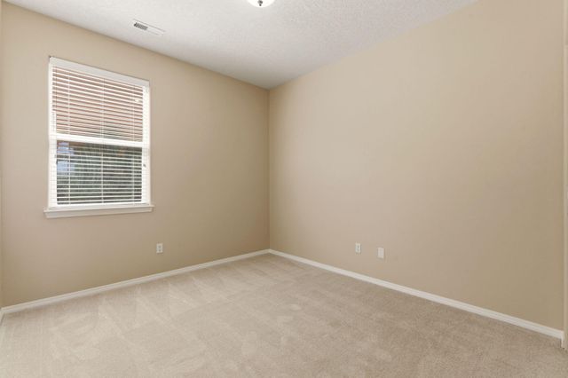 3416 Lockerbie Drive SE, Rio Rancho, NM 87124