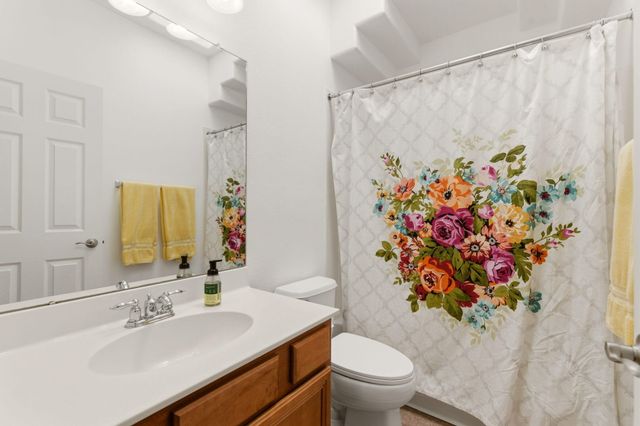 3416 Lockerbie Drive SE, Rio Rancho, NM 87124