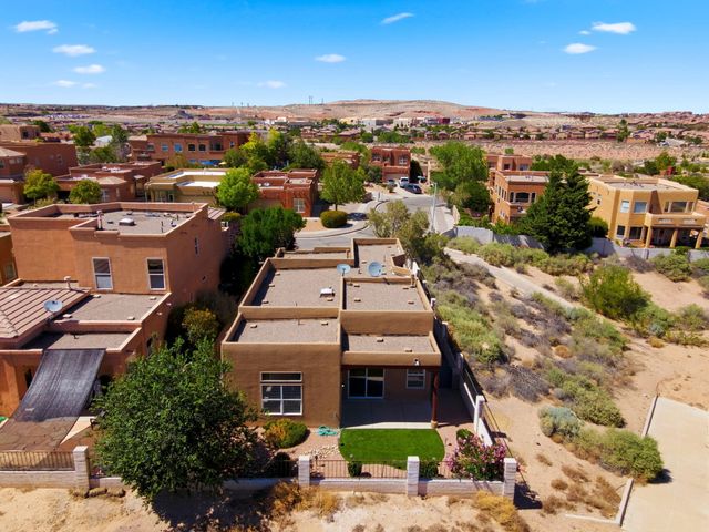 3416 Lockerbie Drive SE, Rio Rancho, NM 87124