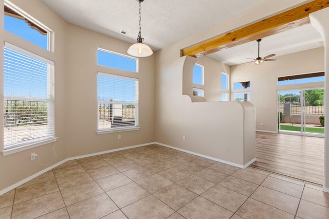 3416 Lockerbie Drive SE, Rio Rancho, NM 87124