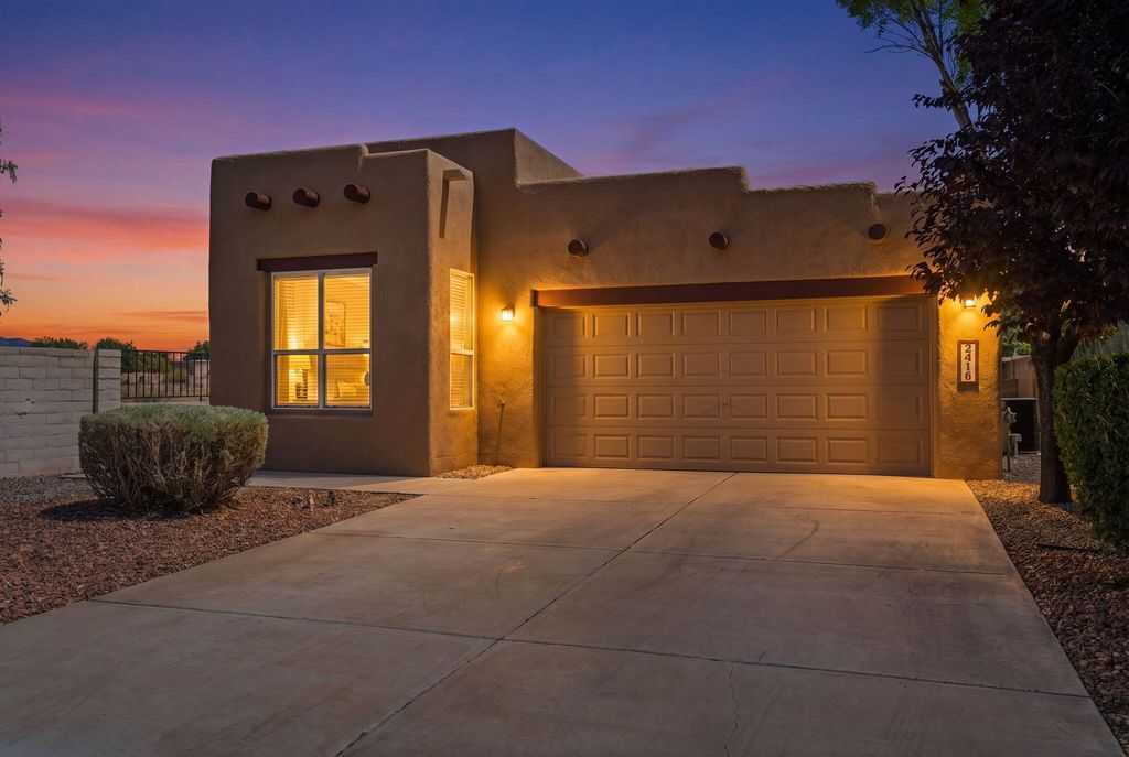 3416 Lockerbie Drive SE, Rio Rancho, NM 87124